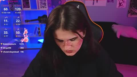 Snapshot of darksh1ne chatting on April 6, 2026, 4:46 am Shine online show from April 6, 2026, 4:46 am