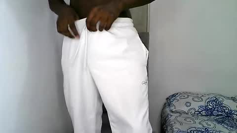 Darktemp  online show from December 20, 2025, 3:35 am