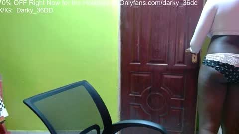 Snapshot of darky_36dd chatting on February 6, 2026, 10:40 am exclusive sexual content -- IGTwitterX darky 32dd online show from February 6, 2026, 10:40 am