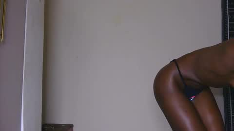darling_dee online show from May 19, 2026, 10:38 pm