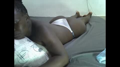 Snapshot of darling_ella chatting on January 14, 2026, 7:30 pm darling_ella online show from January 14, 2026, 7:30 pm