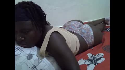Snapshot of darling_ella chatting on March 28, 2026, 5:07 am darling_ella online show from March 28, 2026, 5:07 am