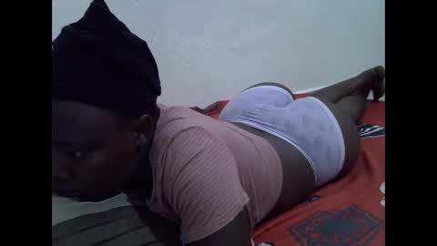 Snapshot of darling_ella chatting on April 3, 2026, 3:04 am darling_ella online show from April 3, 2026, 3:04 am