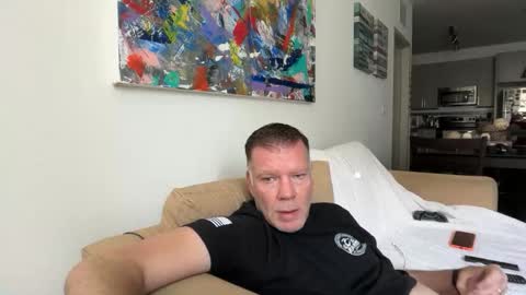 dartanha007 online show from April 3, 2026, 3:43 pm