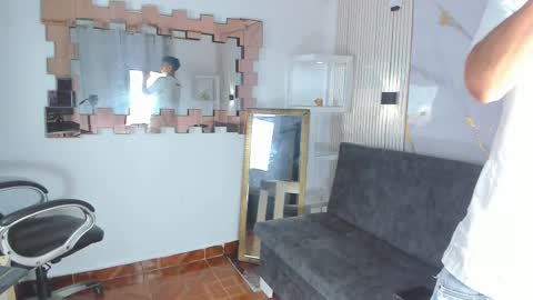 darwin_ggh online show from November 17, 2025, 9:15 am