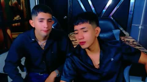 darwinandbrayan online show from November 23, 2025, 3:06 am