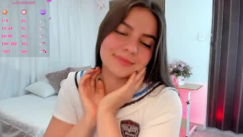 Dasha  online show from May 15, 2026, 1:07 pm