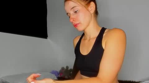 Snapshot of dasne19 chatting on March 12, 2026, 2:34 pm Dafne online show from March 12, 2026, 2:34 pm