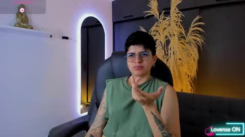 Dass Roman online show from April 21, 2026, 7:50 pm