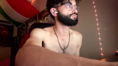 Tarantino online show from September 12, 2025, 5:18 am