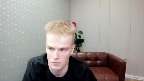 Snapshot of dattouz chatting on April 13, 2026, 7:14 am Jossif online show from April 13, 2026, 7:14 am