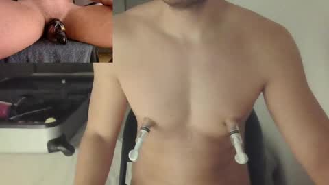 Snapshot of dave02_ chatting on March 7, 2025, 9:06 pm David online show from March 7, 2025, 9:06 pm