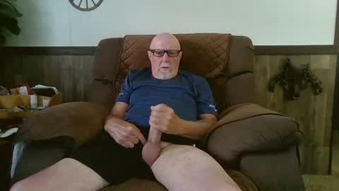 dave571960 online show from July 4, 2026, 10:21 am