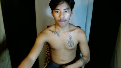 Snapshot of dave_boyyy chatting on October 11, 2025, 7:51 am dave_boyyy online show from October 11, 2025, 7:51 am