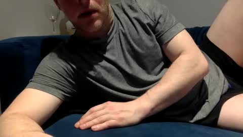 daveb709709709 online show from February 8, 2026, 3:10 am