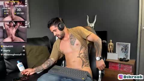 Snapshot of davevilboy chatting on February 17, 2025, 3:09 pm Daves online show from February 17, 2025, 3:09 pm