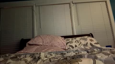 davezzie123456 online show from April 11, 2026, 3:55 am