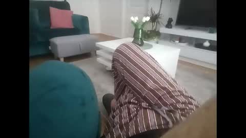 davf76 online show from April 15, 2026, 8:32 am