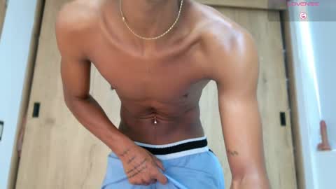 david_hot44 online show from June 6, 2026, 3:28 pm