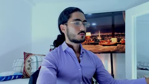 Snapshot of david_johnson372 chatting on January 17, 2026, 2:27 am Hey im David that loves to explore and speak their fantasies. Very open talktative and nice. Feel free to chat with me online show from January 17, 2026, 2:27 am