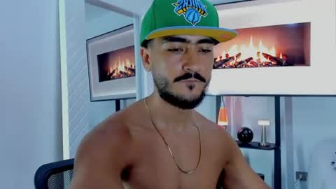 Snapshot of david_johnson372 chatting on June 26, 2026, 12:04 am Hey im David that loves to explore and speak their fantasies. Very open talktative and nice. Feel free to chat with me online show from June 26, 2026, 12:04 am