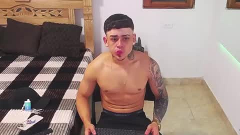 Snapshot of david_rousse_ chatting on November 12, 2025, 9:32 am luis online show from November 12, 2025, 9:32 am