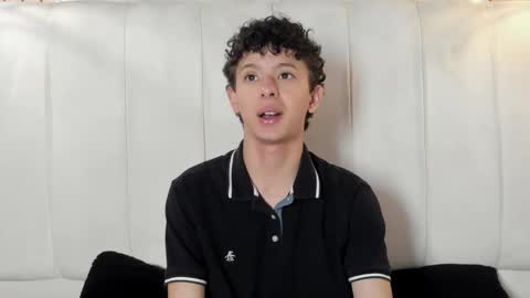 Snapshot of david_roy_ chatting on February 24, 2026, 12:58 pm Roy online show from February 24, 2026, 12:58 pm