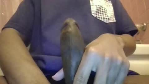 Snapshot of davidbigdick24 chatting on May 4, 2026, 7:10 pm David online show from May 4, 2026, 7:10 pm