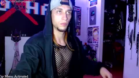 Snapshot of davidroses420 chatting on March 10, 2025, 2:17 am online show from March 10, 2025, 2:17 am