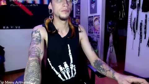 Snapshot of davidroses420 chatting on March 11, 2025, 1:59 am online show from March 11, 2025, 1:59 am