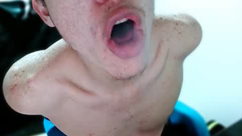 davidsalazar33 online show from October 31, 2025, 6:14 am