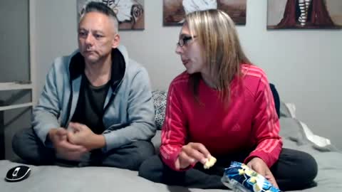 Davidstrong cam online show from June 15, 2026, 8:44 pm