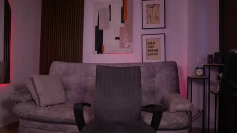 Davies brown    schedule 12pm to 5pm col time online show from October 10, 2025, 9:03 pm