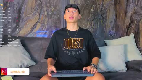Snapshot of daviid_laid_ chatting on May 4, 2026, 9:11 pm David online show from May 4, 2026, 9:11 pm