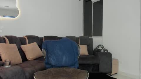 Snapshot of davis_alx chatting on February 15, 2025, 12:59 am davis instagram davis alx1 online show from February 15, 2025, 12:59 am