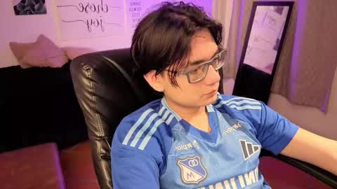 Snapshot of davoxer chatting on March 18, 2026, 2:47 am davoxer online show from March 18, 2026, 2:47 am