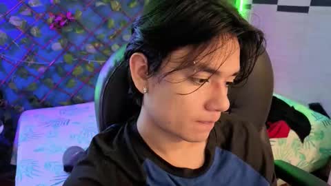 Snapshot of davoxer chatting on March 25, 2026, 4:29 am davoxer online show from March 25, 2026, 4:29 am