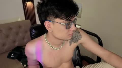 Snapshot of davoxer chatting on April 9, 2026, 6:19 am davoxer online show from April 9, 2026, 6:19 am