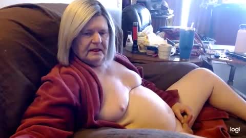 dawndoesall online show from January 4, 2025, 5:37 pm