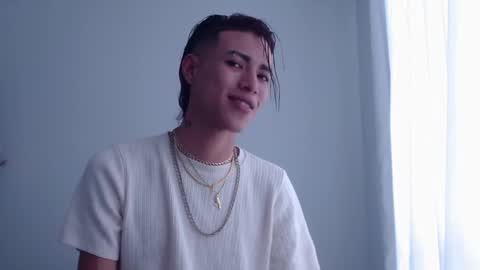 Snapshot of daxonreyy_ chatting on November 11, 2025, 8:53 pm Daxon online show from November 11, 2025, 8:53 pm