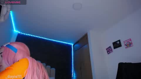  Dayis  online show from November 25, 2025, 2:22 am