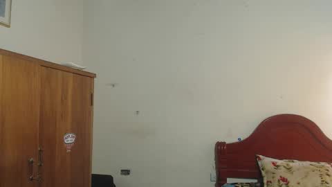 Dylon online show from September 27, 2025, 9:53 pm