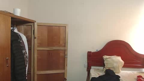 Dylon online show from January 7, 2026, 6:32 pm