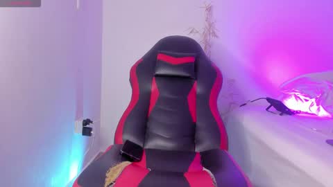 dayner_fox online show from March 23, 2026, 4:27 am