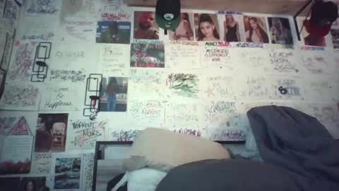 Snapshot of dbeamon92 chatting on May 1, 2026, 12:32 pm dbeamon92 online show from May 1, 2026, 12:32 pm
