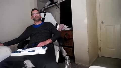 dbfroge online show from November 9, 2025, 11:58 pm