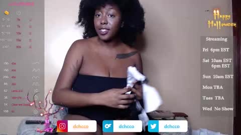 Duchess Coco - Coco Puffs online show from November 1, 2025, 1:40 am