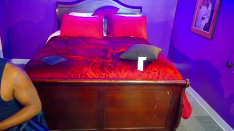 DCrush online show from April 7, 2026, 2:23 am