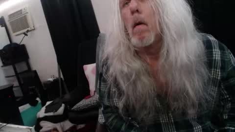 deaconoddeye online show from December 16, 2025, 6:29 am