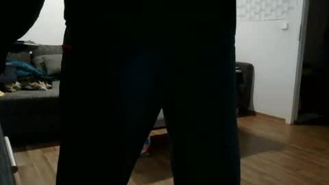 robert online show from March 16, 2026, 4:11 pm